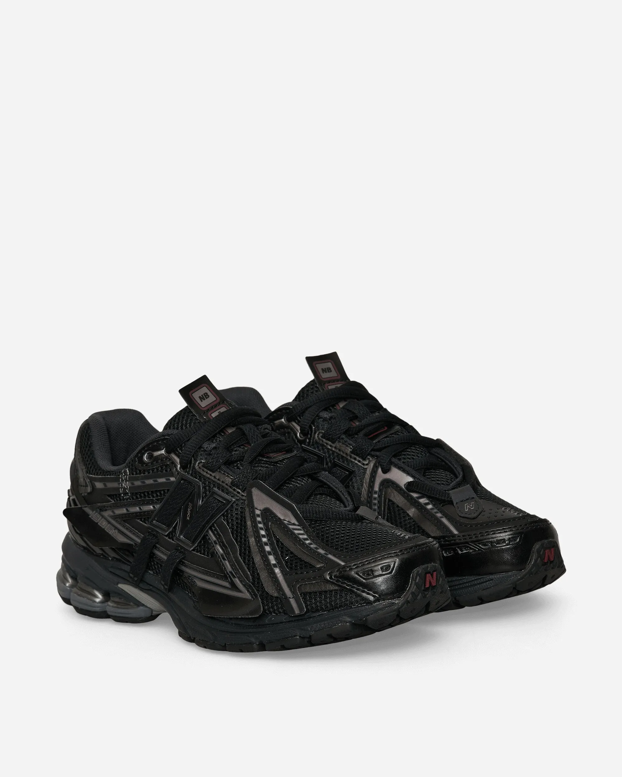 1906A Sneakers Schwarz / Dunkelmetallic Silber / Phantom