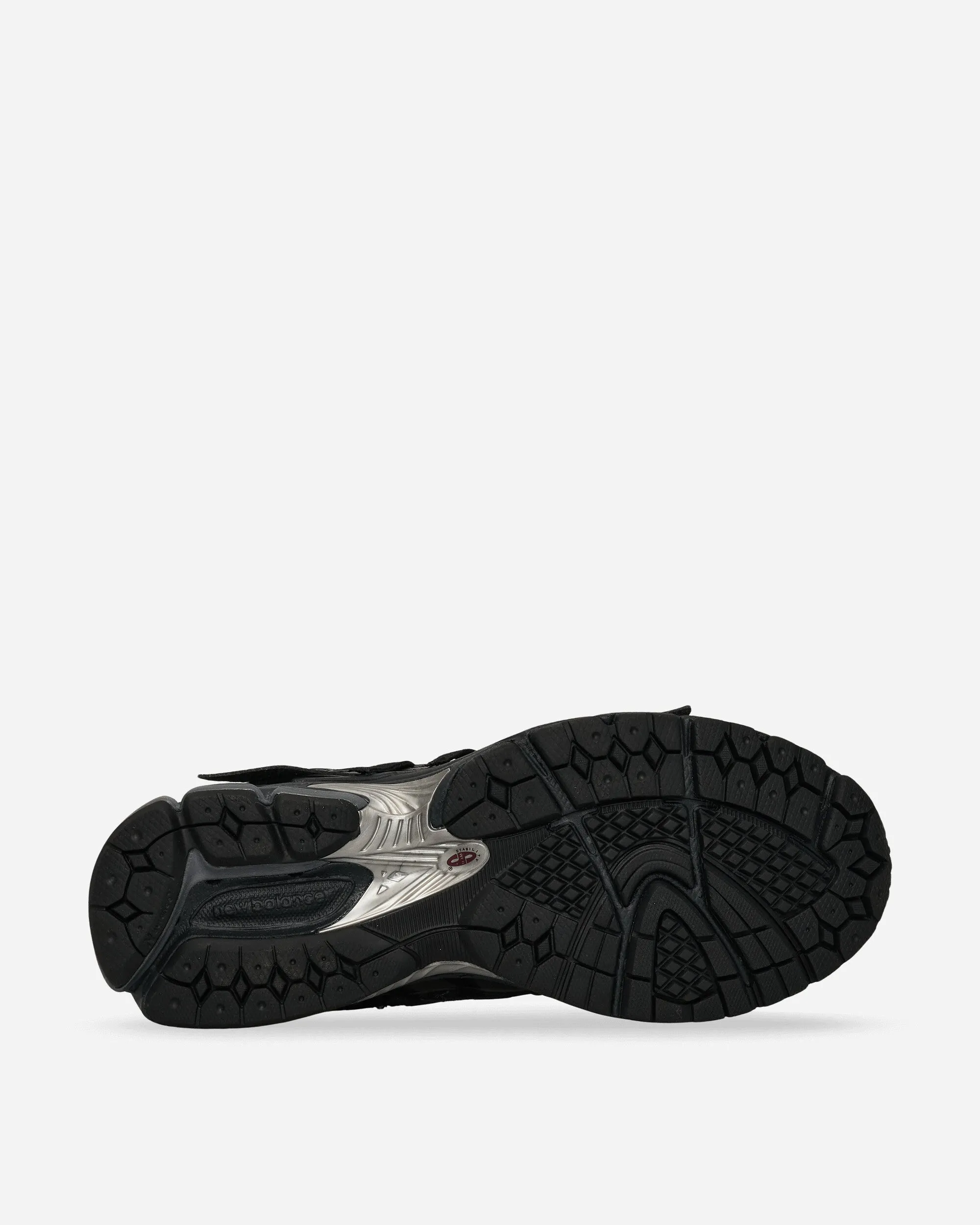 1906A Sneakers Schwarz / Dunkelmetallic Silber / Phantom