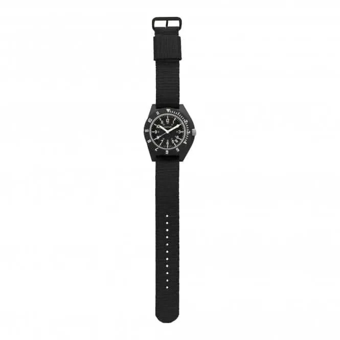 41mm MaraGlo™ schwarzer Navigator mit Datum (NAV-DM) Armbanduhr aus Ballistic Nylon