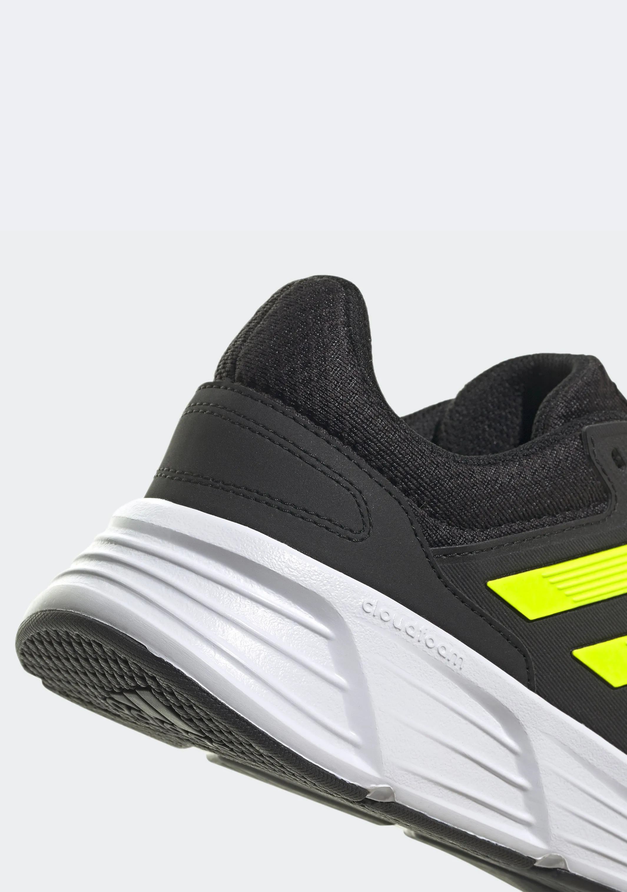 Adidas Herren Galaxy 6