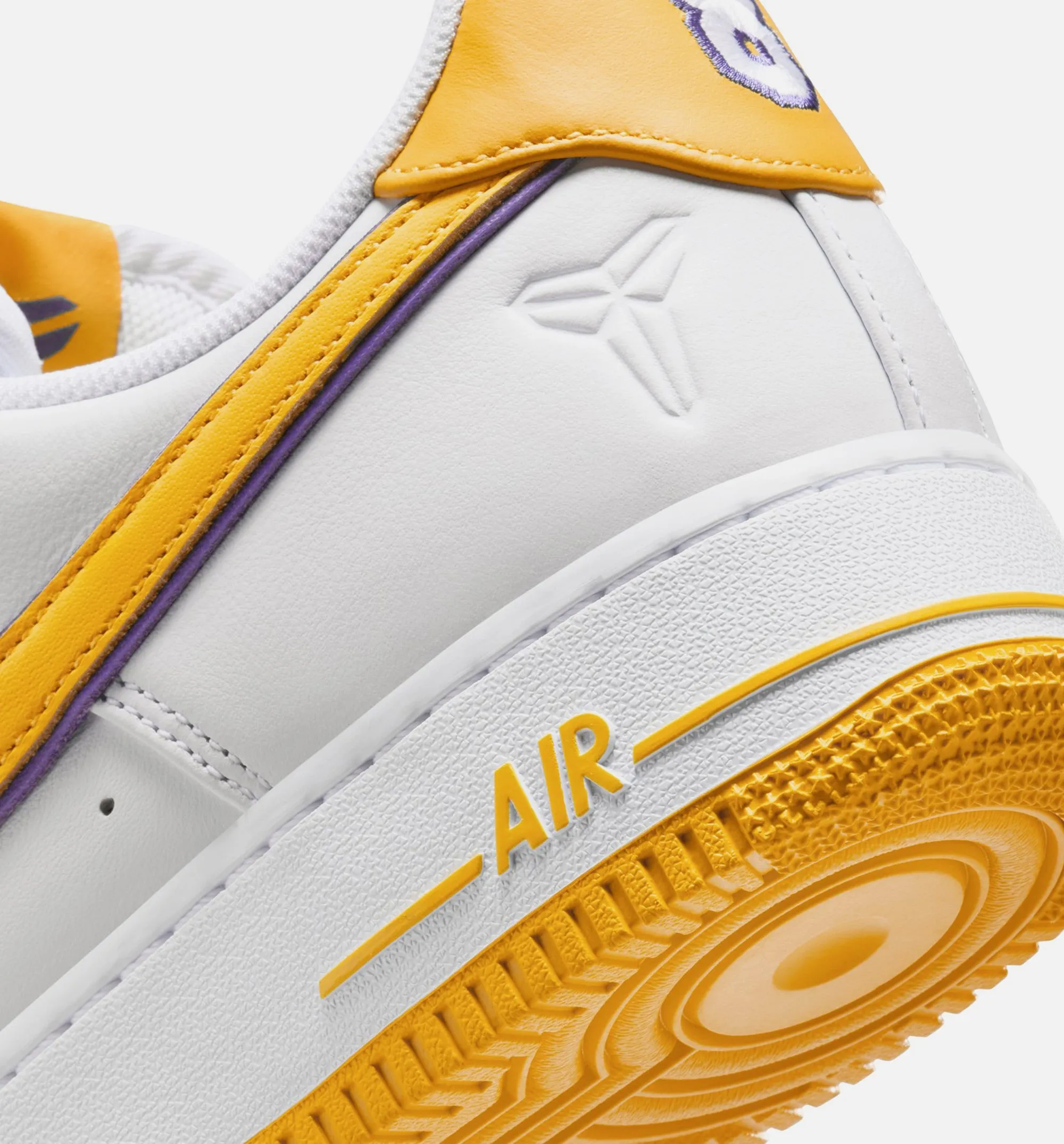 Air Force 1 Low Kobe Bryant Lakers Herren Lifestyle-Schuh - Weiß/Varsity-Mais/Varsity-Purpur