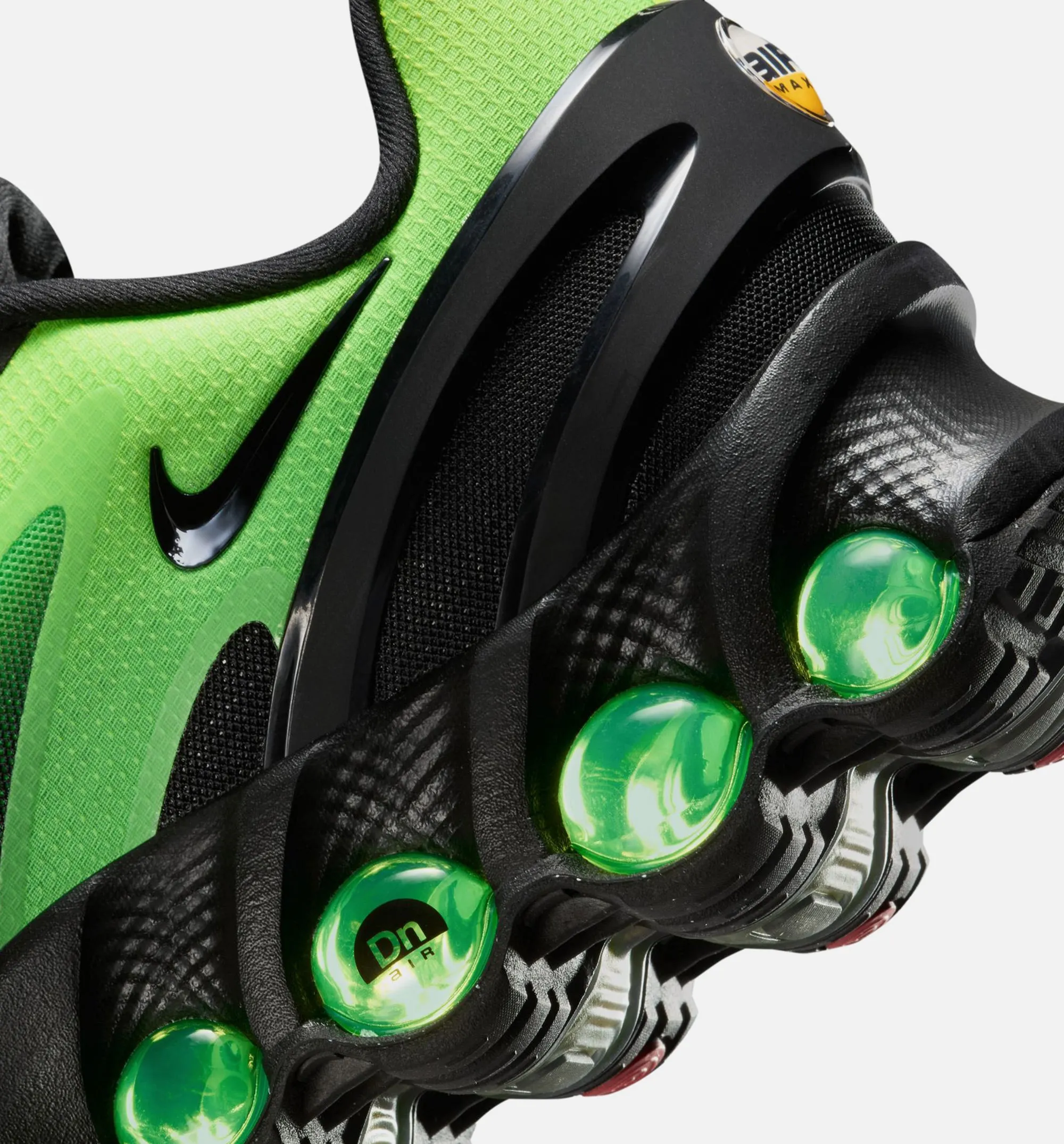 Air Max DN8 Herren Lifestyle-Schuh - Schwarz/Grün Strike/Volt/Schwarz