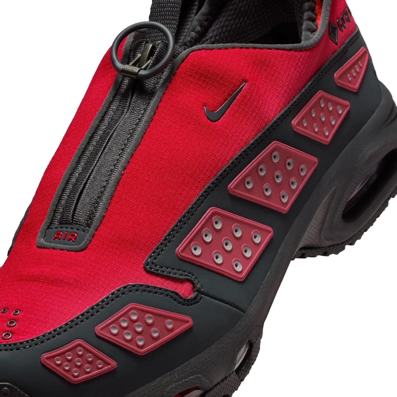 Air Max SNDR GORE-TEX 'Hyper Karmesin'