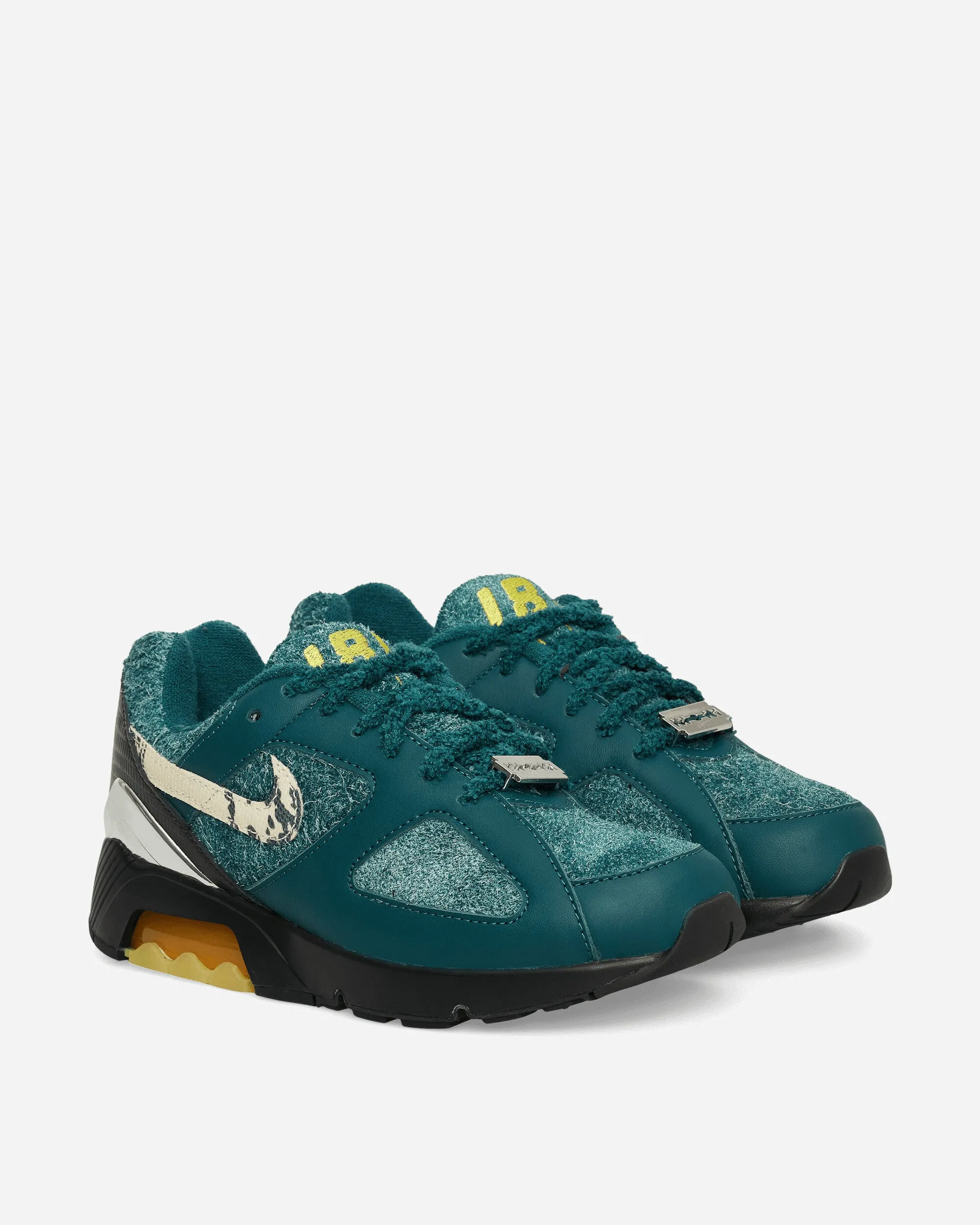 Apron Records Air 180 Sneakers Wirbel