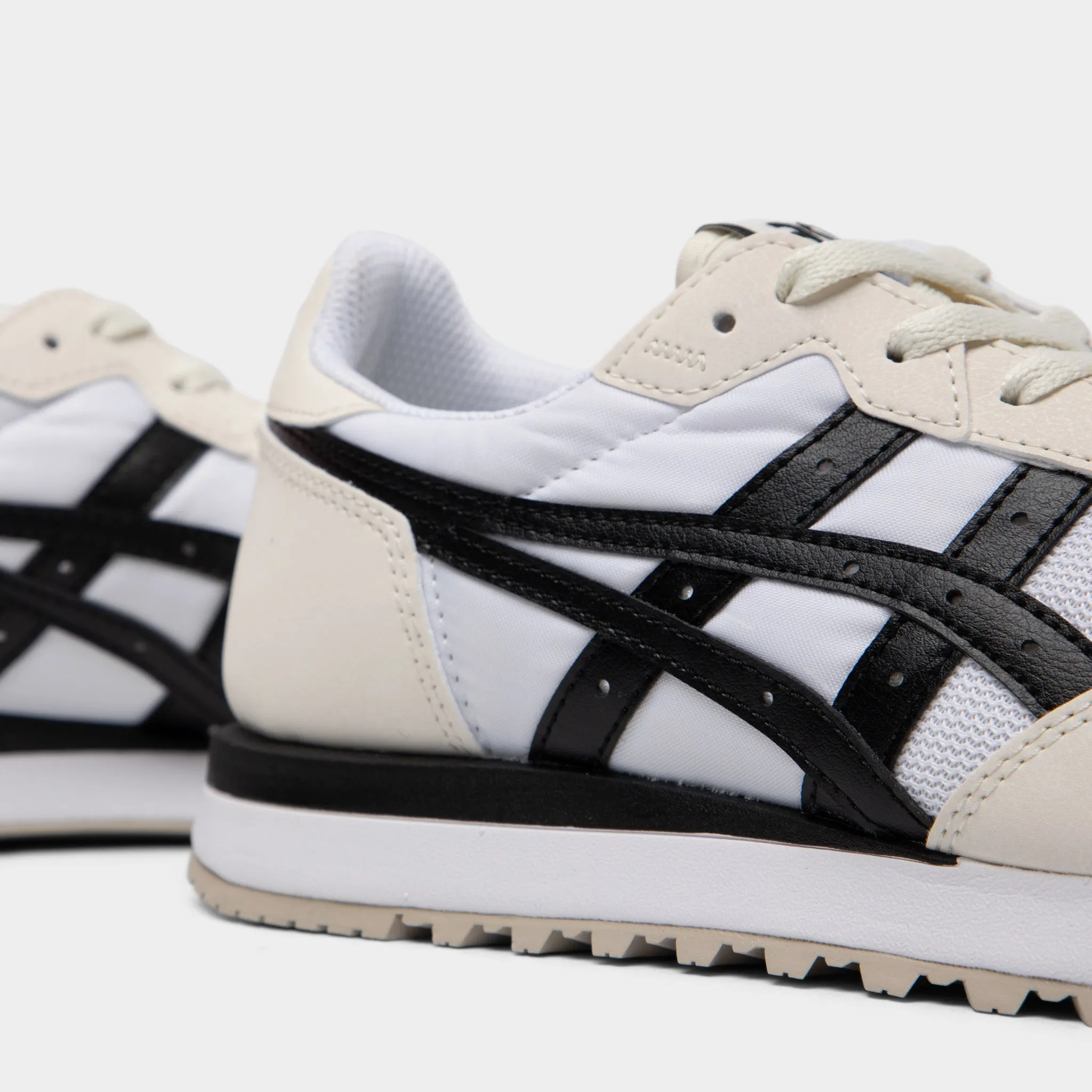 ASICS Damen Tiger Runner 2 Weiß / Birke Asics Schuhe