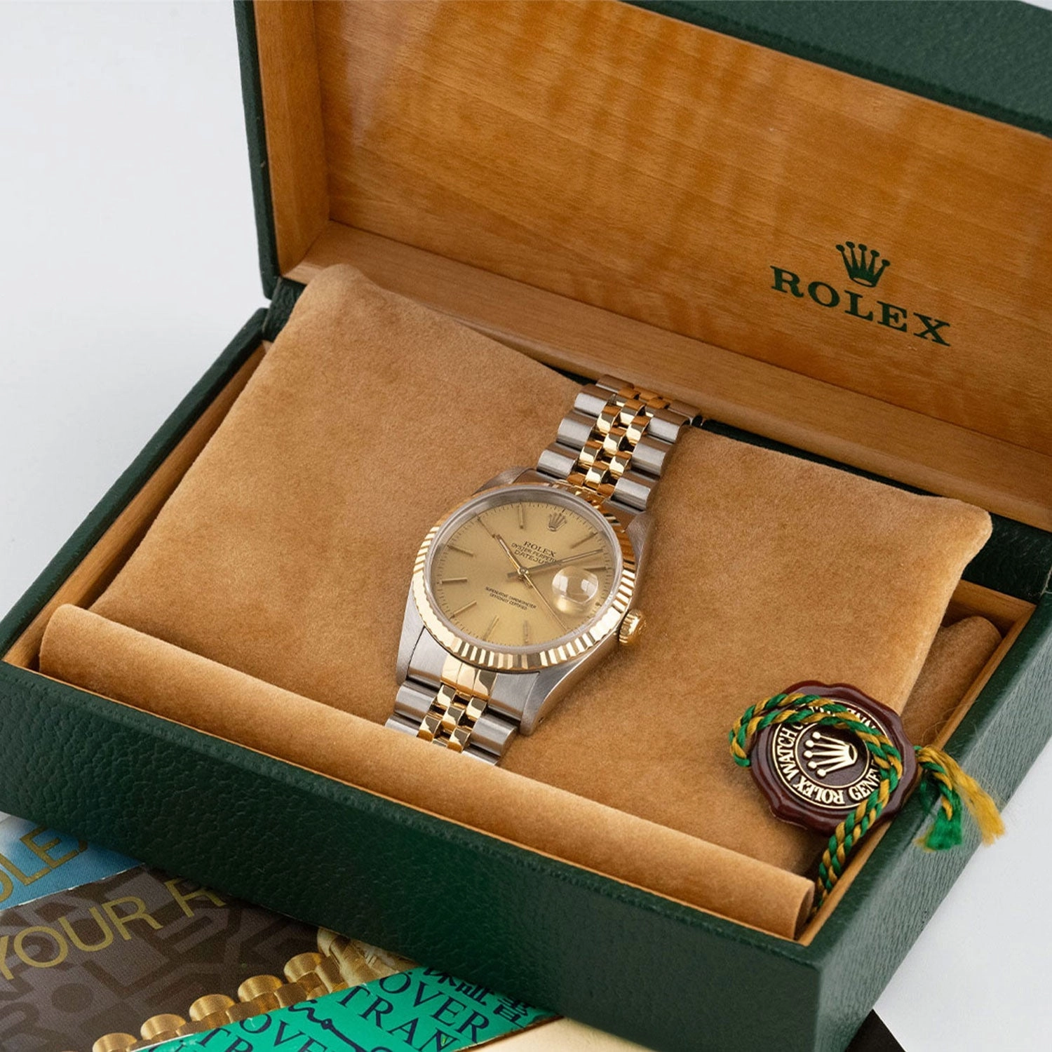 Datejust 36mm Golden Dial 1990 - 16233