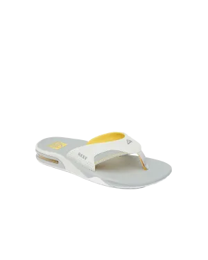Fanning Flip Flops in Gelb, Grau & Grau
