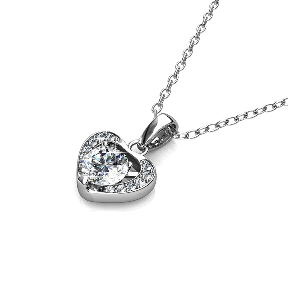 Luxe Swarovski Schmuck Amberly 18k Weißgold vergoldetes Herz-Anhänger Halskette mit Solitär runden Swarovski Kristallen
