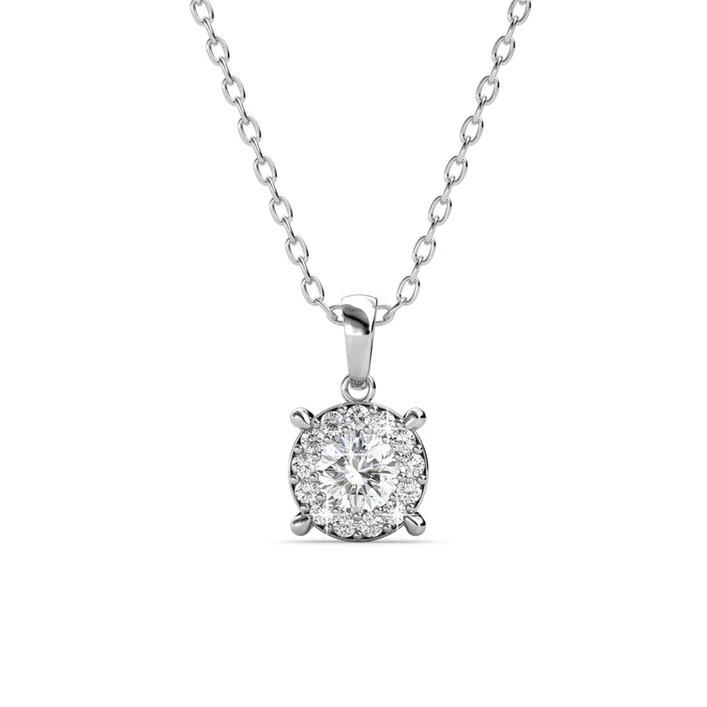 Luxe Swarovski Schmuck Raylee Halo-Anhängerketten aus 18 Karat vergoldetem Weißgold mit Swarovski-Kristallen