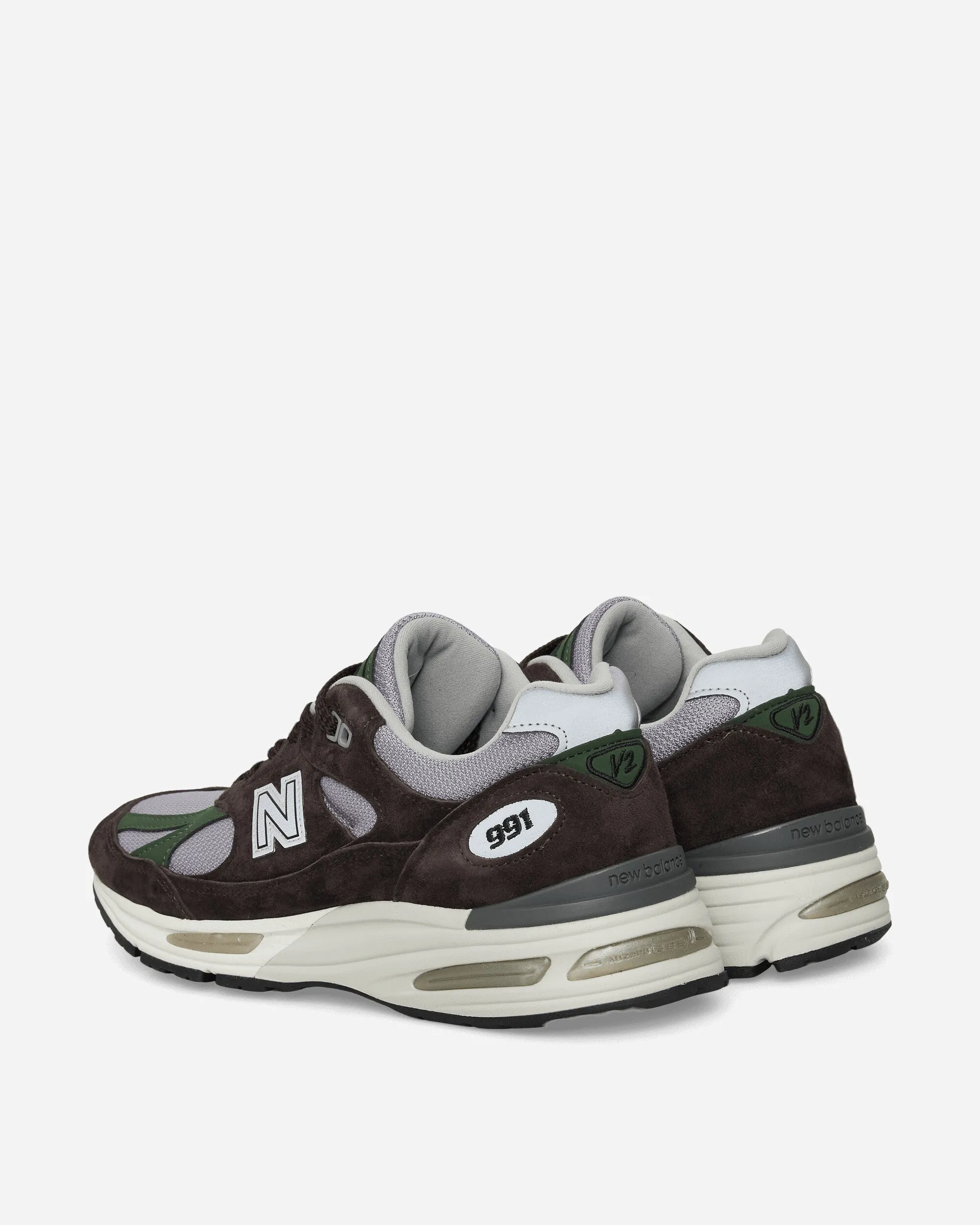 Hergestellt in UK 991v2 Sneakers Lakritze / Lavendelgrau / Douglasie