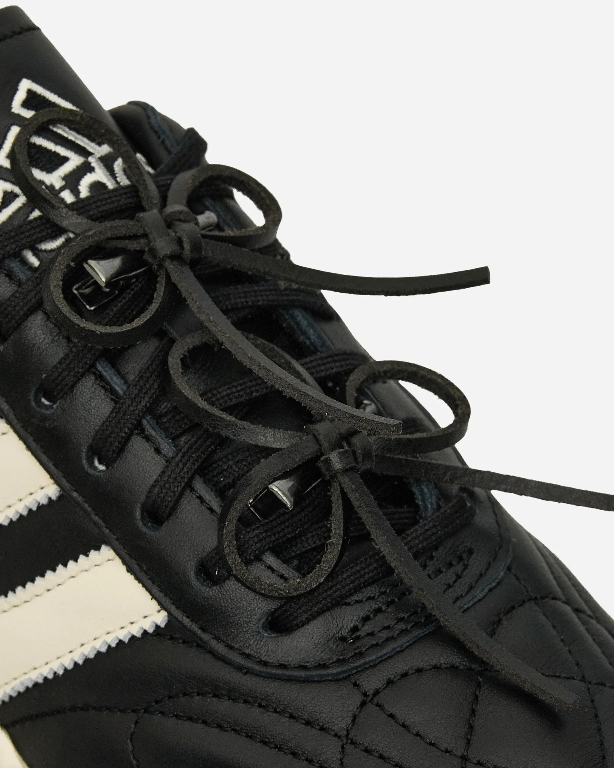 Naked Copenhagen x Maha Samba Sneakers Kernschwarz / Off White
