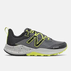 New Balance Lead/Schwefelgelb/Schwarz Nitrel V4 Schnürsenkel Kinderturnschuh