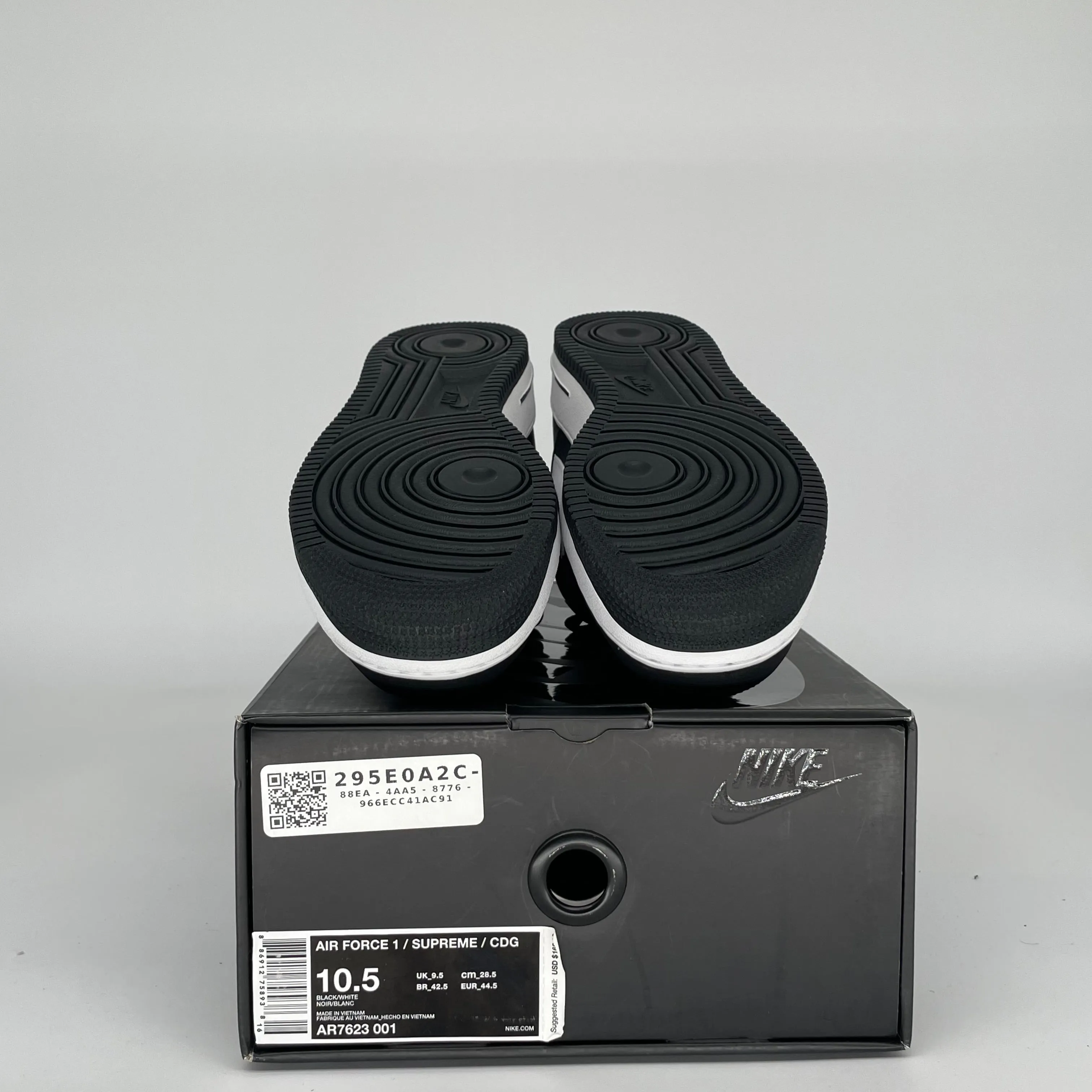 NIKE AIR FORCE 1 LOW SUPREME CDG GRÖßE 10.5 AR7623-001