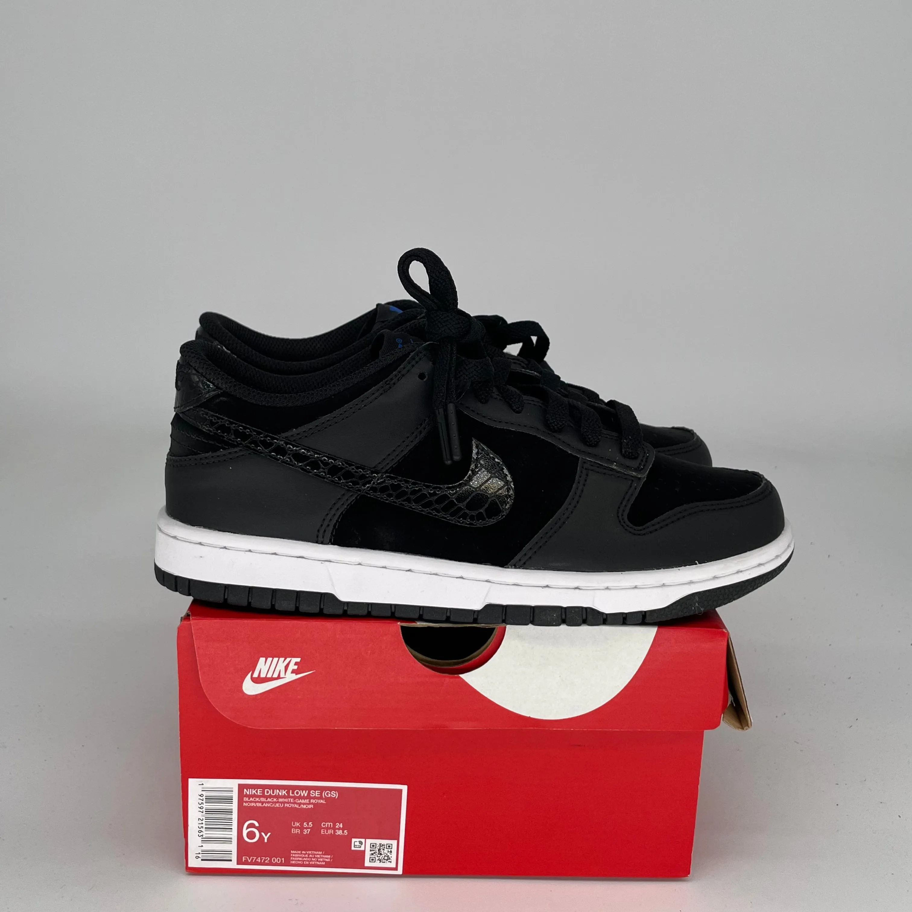 NIKE DUNK LOW SCHWARZ KROKODIL GRÖSSE 6Y FV7472-001