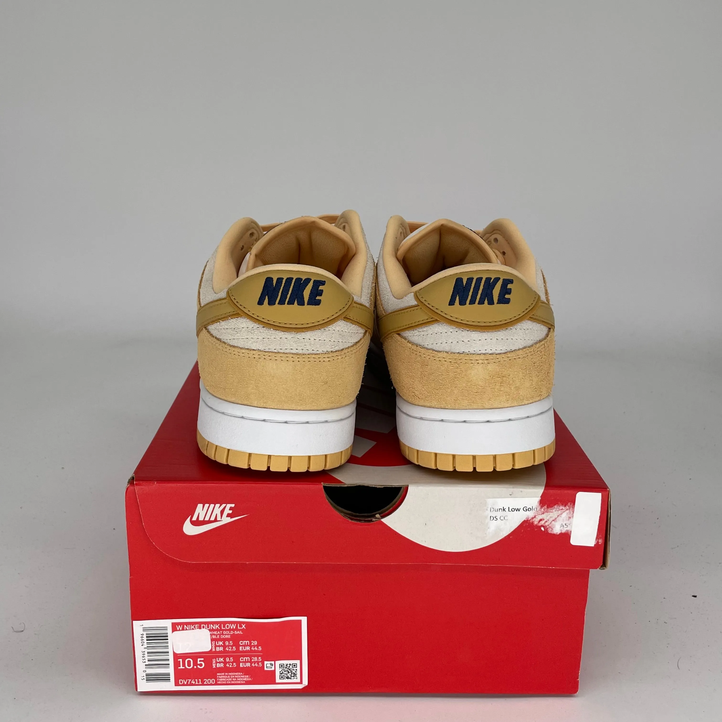NIKE DUNK LOW HIMMLISCHES GOLD SUEDE DAMEN GRÖSSE 10,5/12W DV7411-200