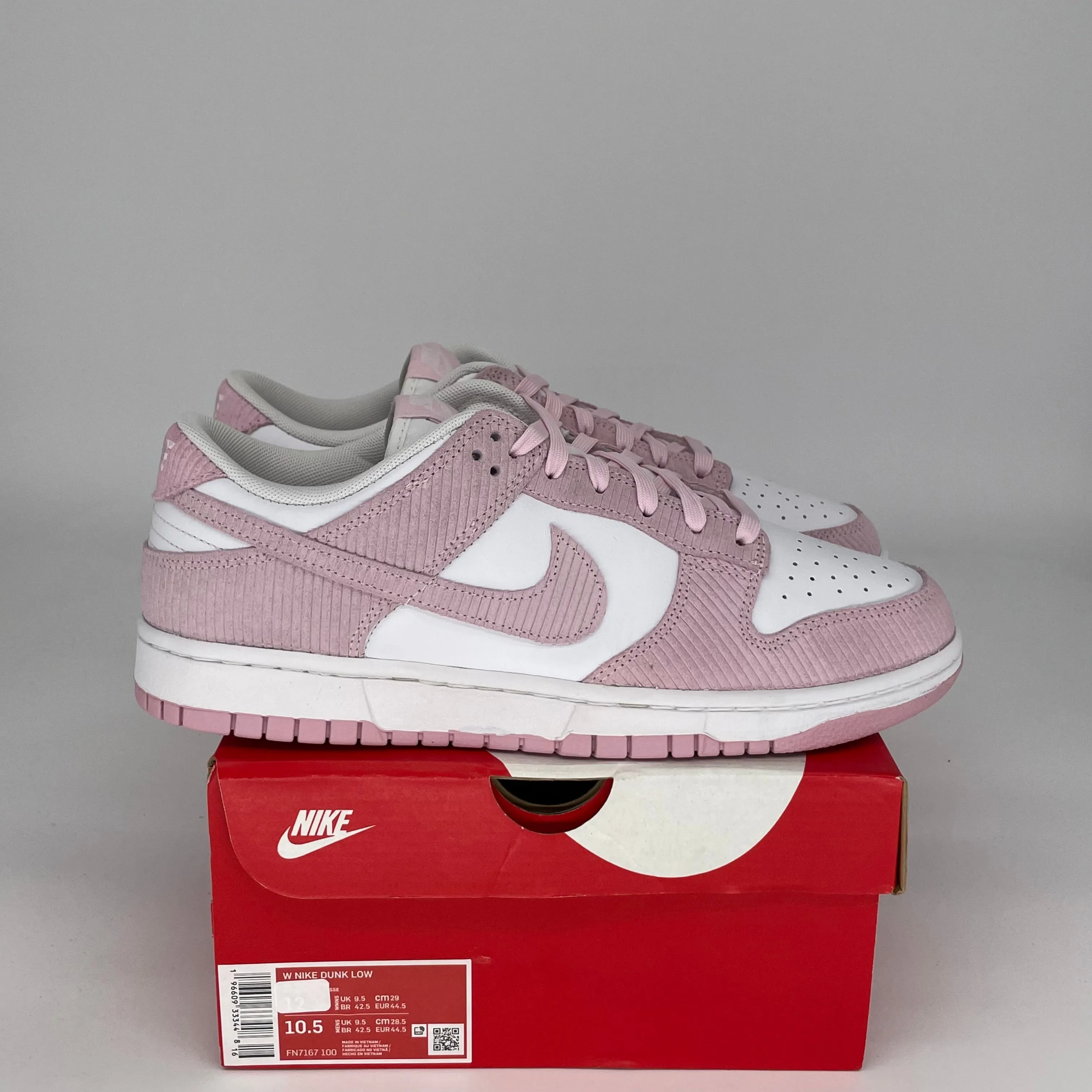 NIKE DUNK LOW ROSA CORD HERBST DAMEN GRÖSSE 10,5/12W FN7167-100
