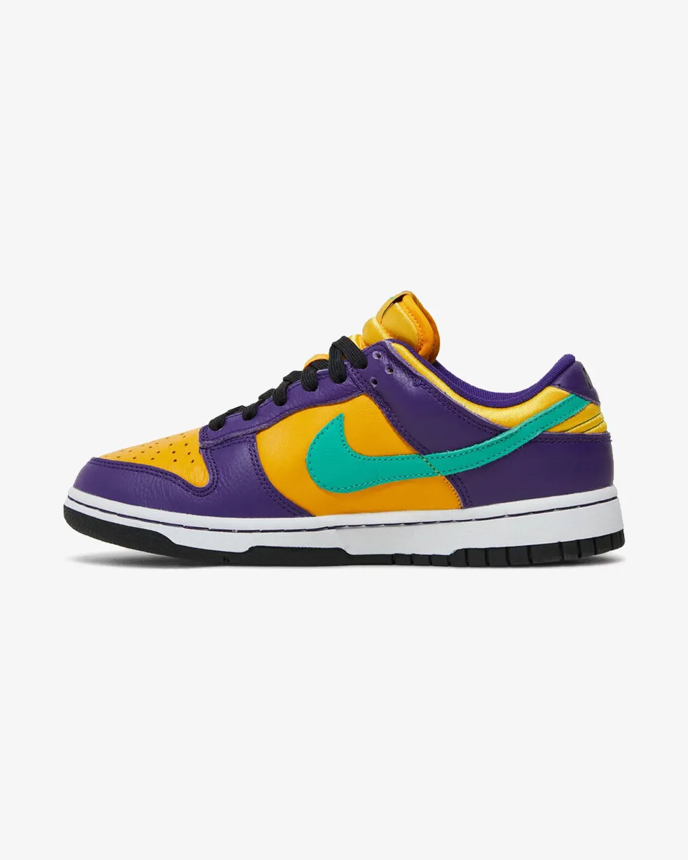 NIKE DUNK LOW WMNS LX LISA LESLIE (NEU)