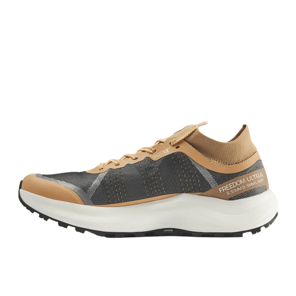 Ronhill Herren Freedom Ultra Trailrunning-Schuhe in Sand SS25