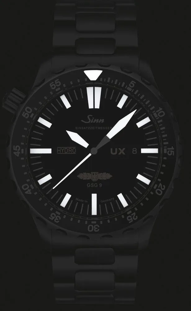 Sinn UX S GSG 9 EZM 2B Armbanduhr mit Lederband