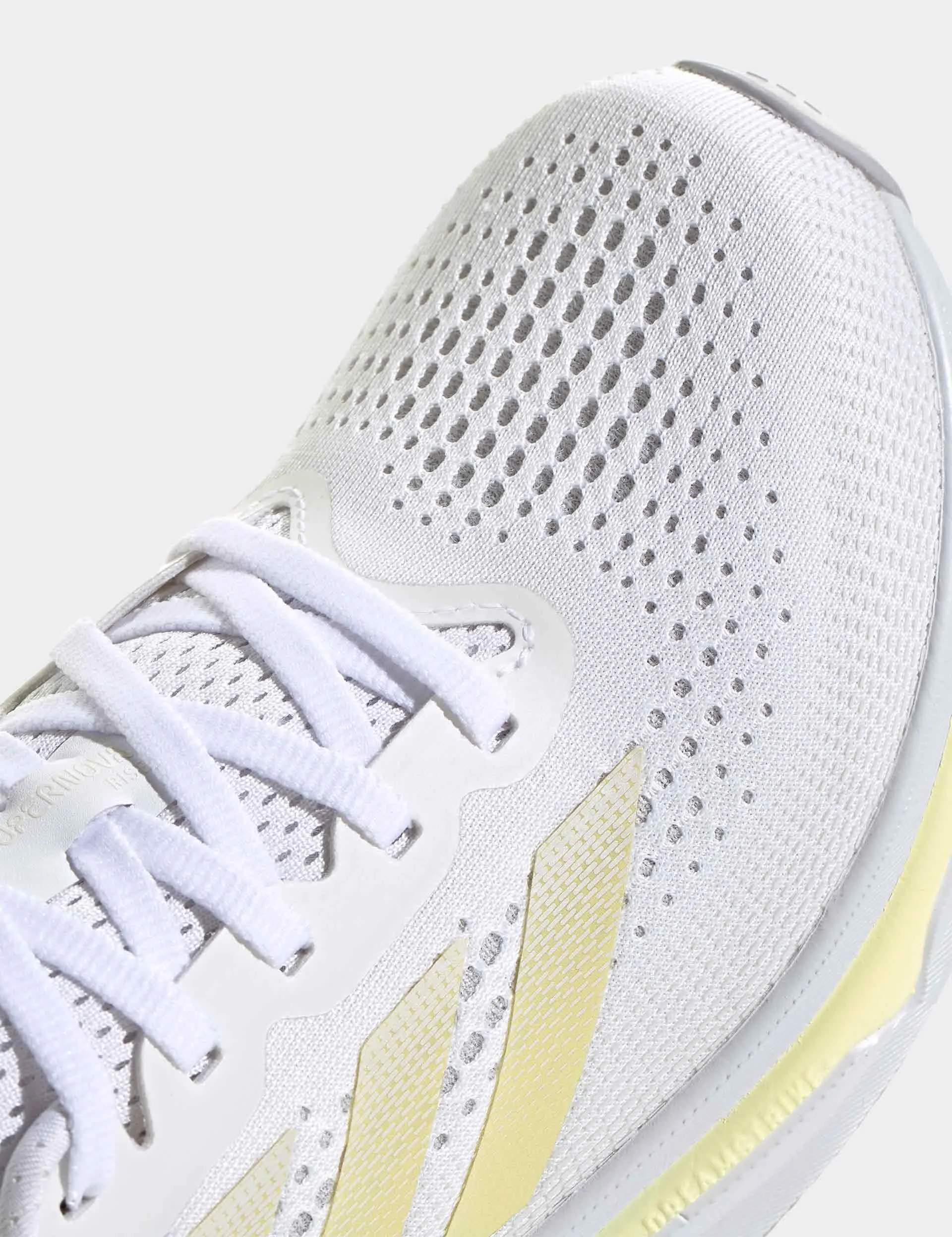 Supernova Rise Laufschuhe - Wolkenweiß/Zero Metallic/Fast Gelb