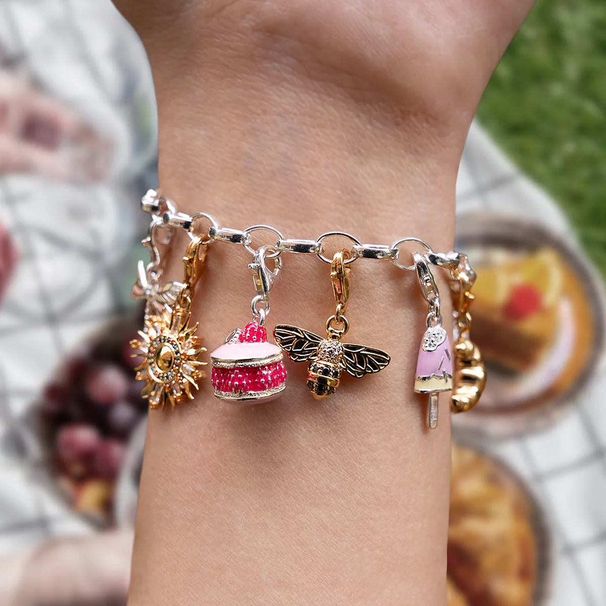 Thomas Sabo Damen Charms Schmuck Charm Anhänger Sonne Gold Mehrfarbige Steine