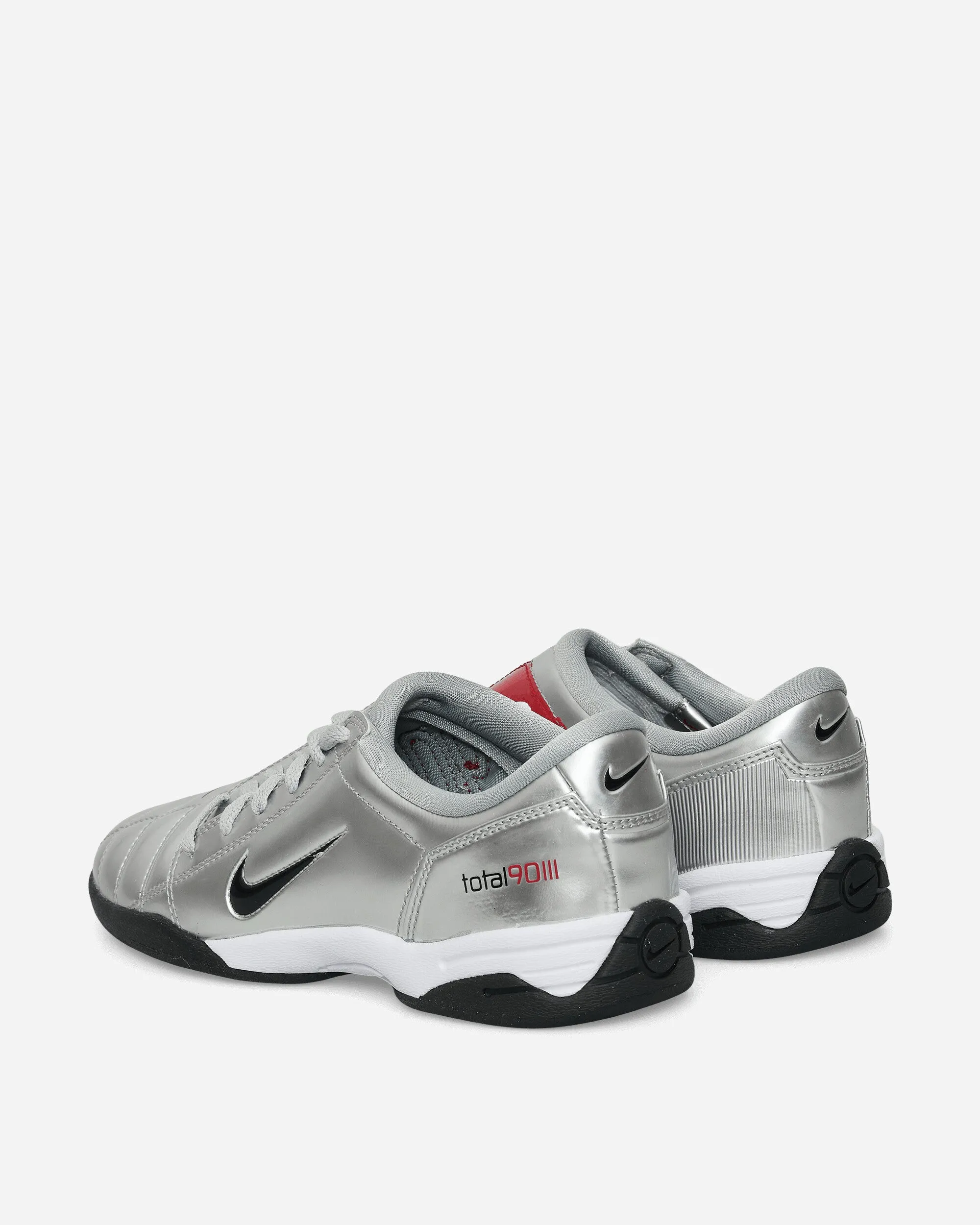 Insgesamt 90 Sneakers Metallisch Silber / Schwarz