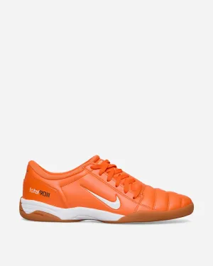 Insgesamt 90 Sneakers Sicherheitsorange / Weiß