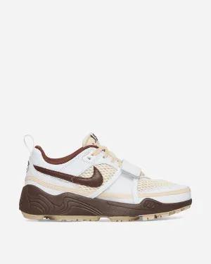 Travis Scott Zoom Field Jaxx Sneakers Weiß / Hellbraun