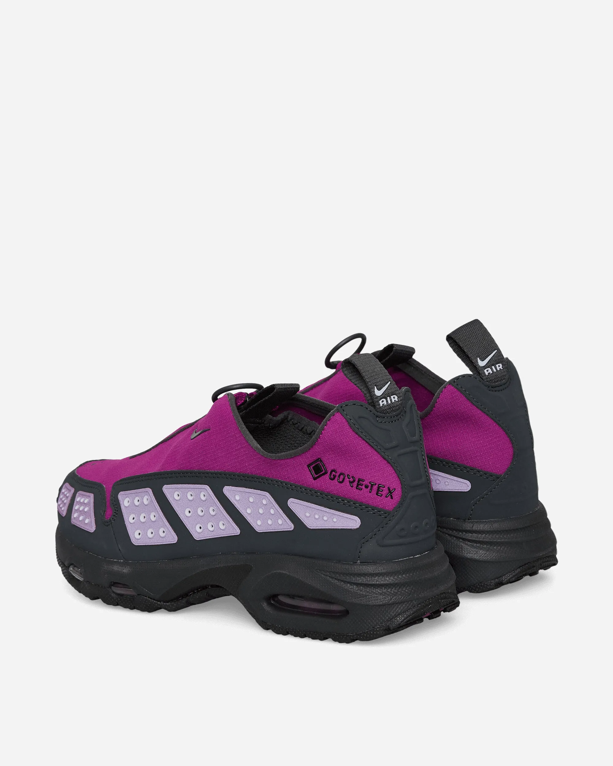 Air Max SNDR GORE-TEX Sneakers für Damen in Knallbeere / Dunklem Rauchgrau